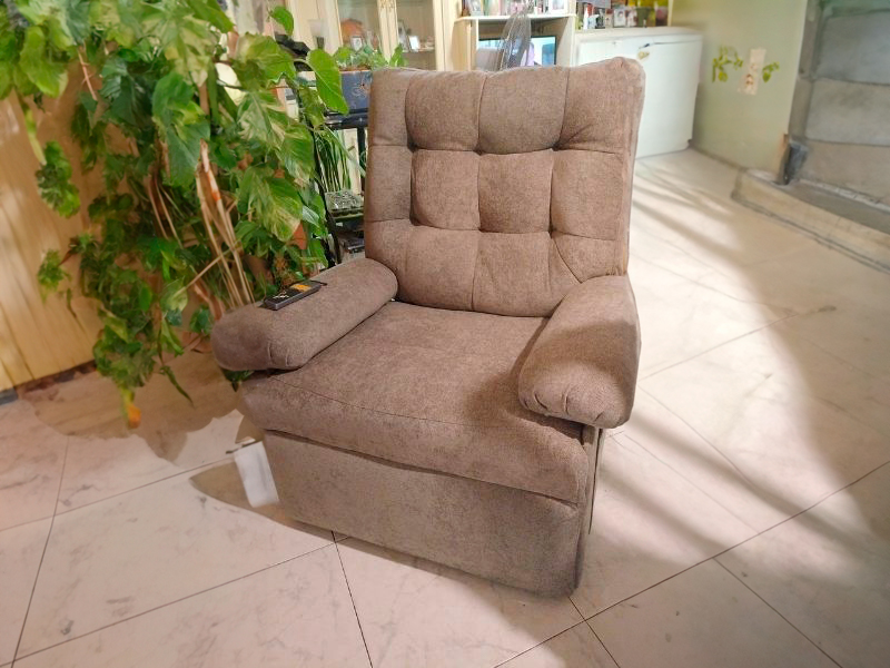 Foto de cliente de Sillón Relax Elevador Salón Gran Color Gris