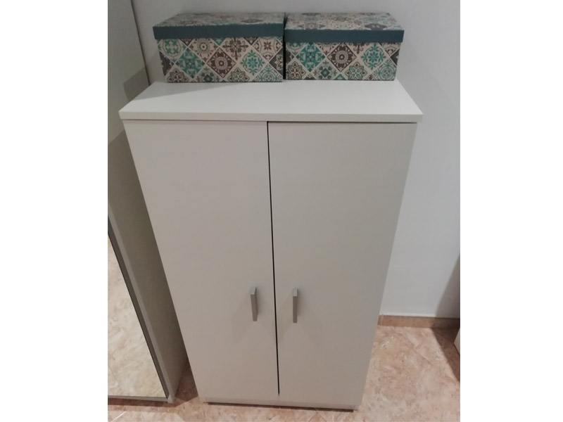 Foto de cliente de Mueble Zapatero Recibidor Armario Auxiliar Bajo Con 7 Baldas Color Blanco 55 cm