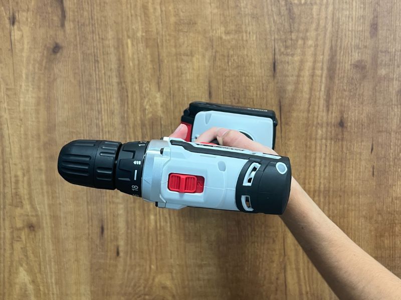 Foto de cliente de Taladro Destornillador Eléctrico Powerplus de 16V