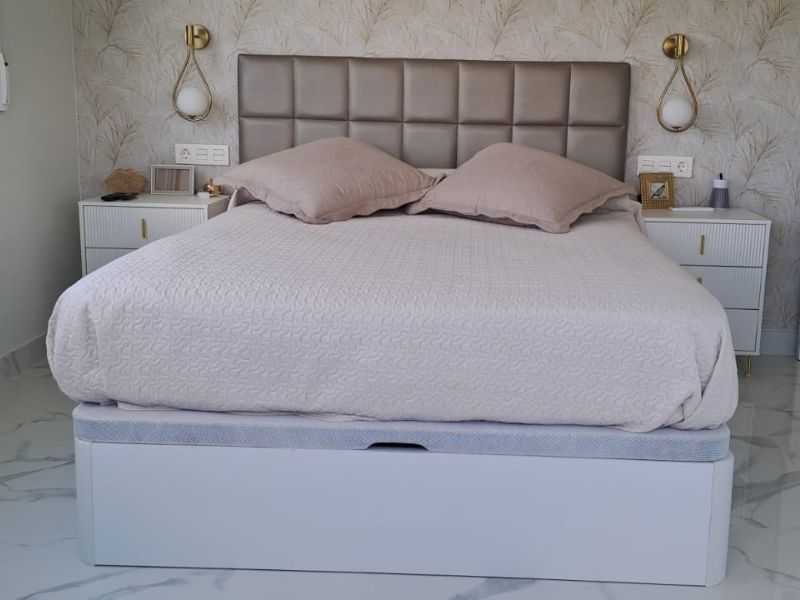 Foto de cliente de Cama Canapé Base Tapizada Blanco