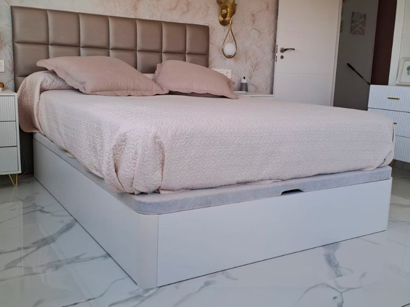 Foto de cliente de Cama Canapé Base Tapizada Blanco