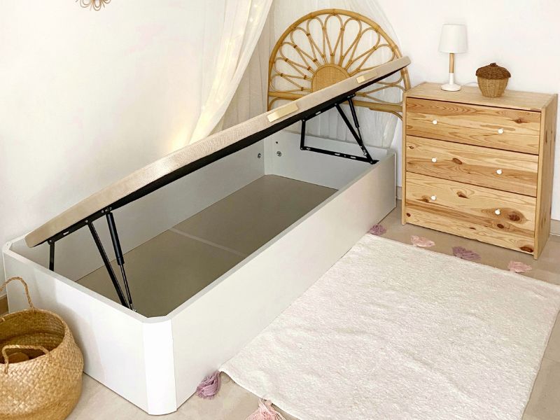 Foto de cliente de Cama Canapé de Apertura Lateral Plenit Blanco Mate Con Base Tapizada