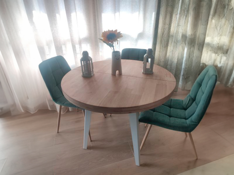 Foto de cliente de Mesa Comedor Redonda Extensible Berg Madera Color Roble Nordish y Blanco 100-180x100 cm