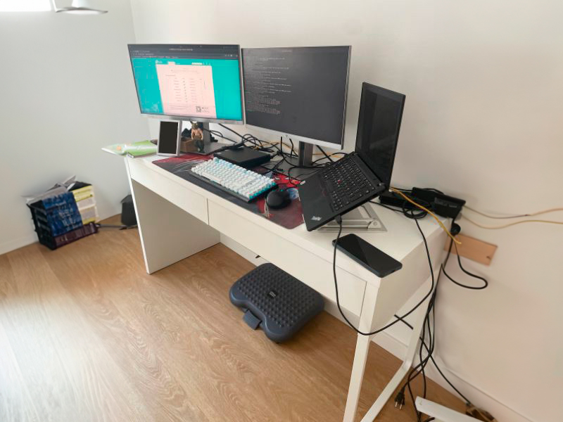 Foto de cliente de Mesa Escritorio Touch Estudio Oficina Color Blanco Artik Con Cajones 138 cm