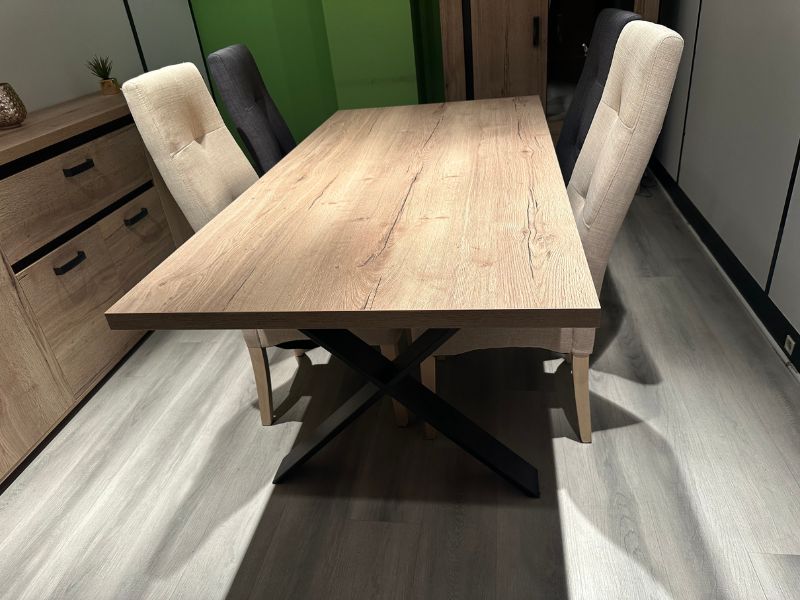 Foto de cliente de Mesa De Comedor Fija Mónaco Roble Saloon Y Negro Estructurado 180x90 cm