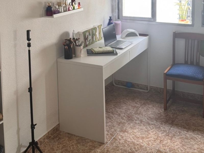 Foto de cliente de Mesa Escritorio Touch Estudio Oficina Color Blanco Artik Con Cajones 138 cm
