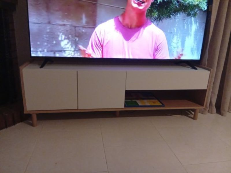 Foto de cliente de Mueble TV Azzaro 150 cm Salón Comedor Roble Japonés y Blanco Mate