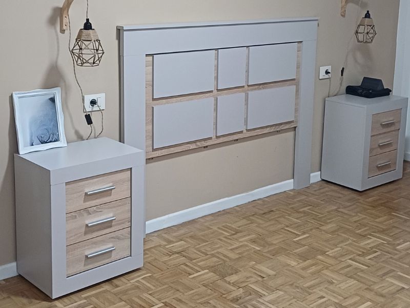 Foto de cliente de Pack de Muebles de Dormitorio Sara con Cabecero y 2 Mesitas de Noche
