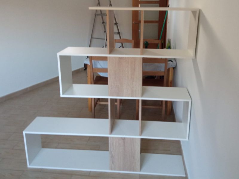 Foto de cliente de Estantería o librería Zig-zag en color roble canadian y blanco 145x145x28 cm