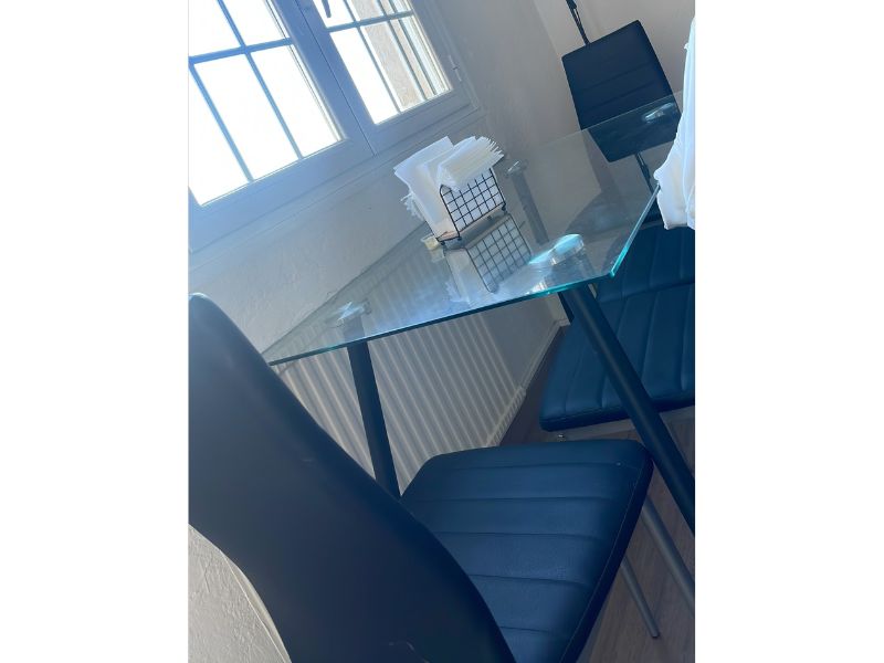 Foto de cliente de Silla de Comedor Avat Estilo Industrial Color Negro