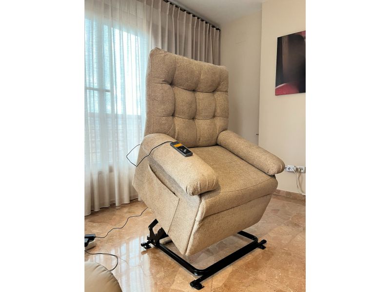 Foto de cliente de Sillón Relax Elevador Salón Gran Color Beige