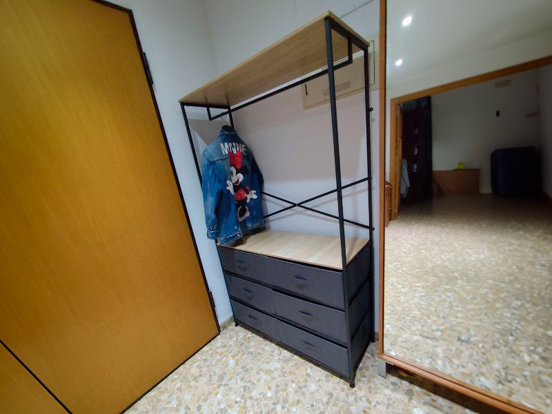 Foto de cliente de Vestidor Abierto Dormitorio Tissa 6 cajones color roble claro y gris oscuro 100x167 cm