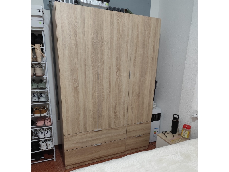 Foto de cliente de Armario ropero 3 puertas 4 cajones roble 135x200 cm