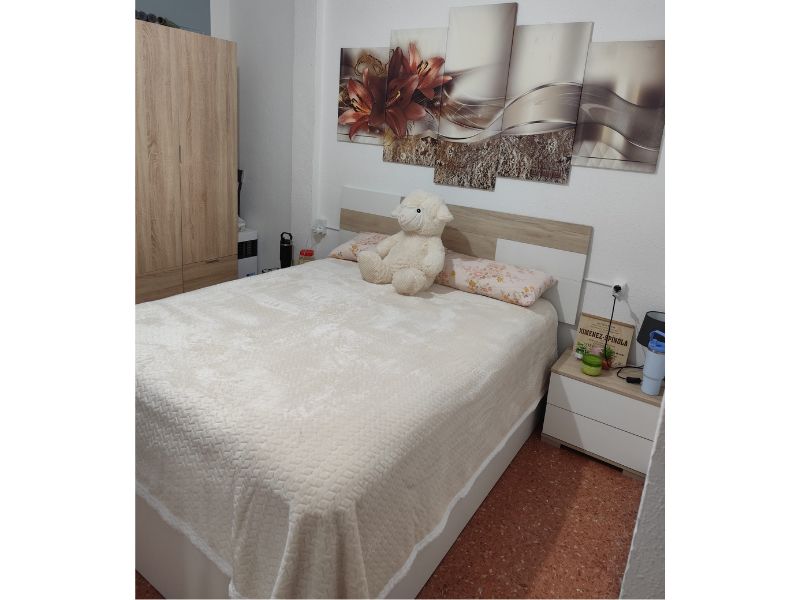 Foto de cliente de Cabecero de Cama con Mesita Erika 270 cm