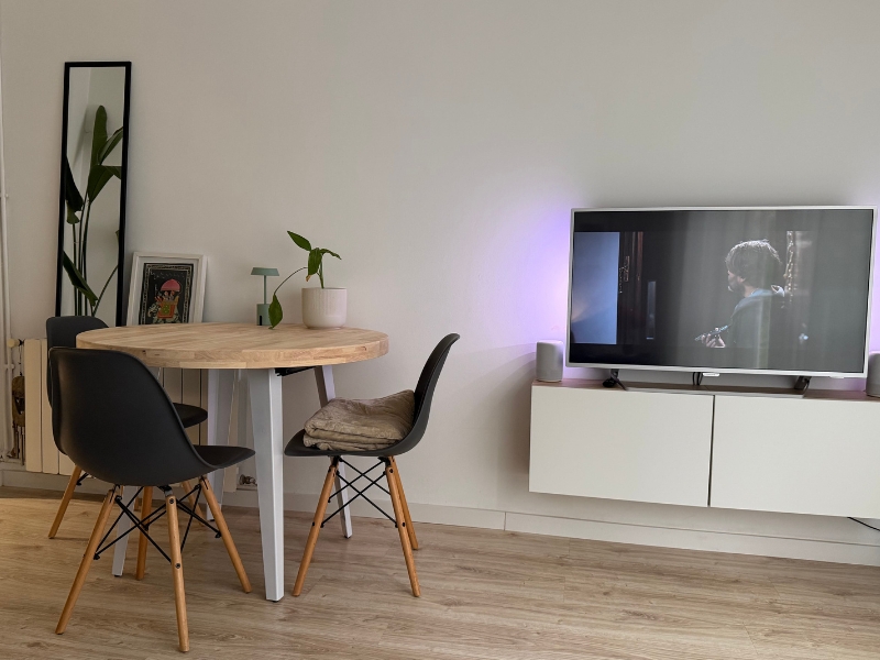 Foto de cliente de Mesa Comedor Redonda Extensible Berg Madera Color Roble Nordish y Blanco 100-180x100 cm