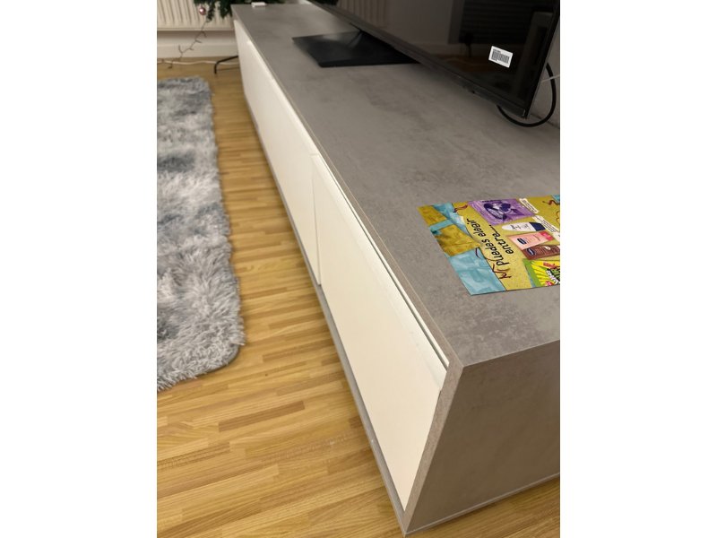 Foto de cliente de Mueble Salón TV Alida Roble Canadian Y Blanco Artik 200 cm