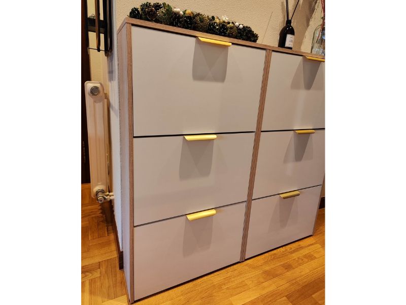 Foto de cliente de Mueble Zapatero Recibidor 3 Puertas Color Roble Y Blanco Brillo 60 cm