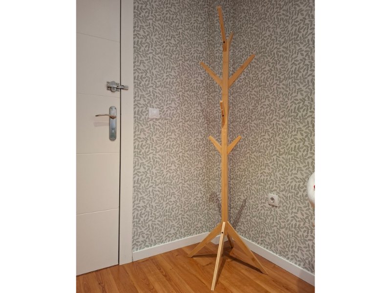 Foto de cliente de Perchero De Pie Arbre Color Roble Claro Multiestancias 178 cm