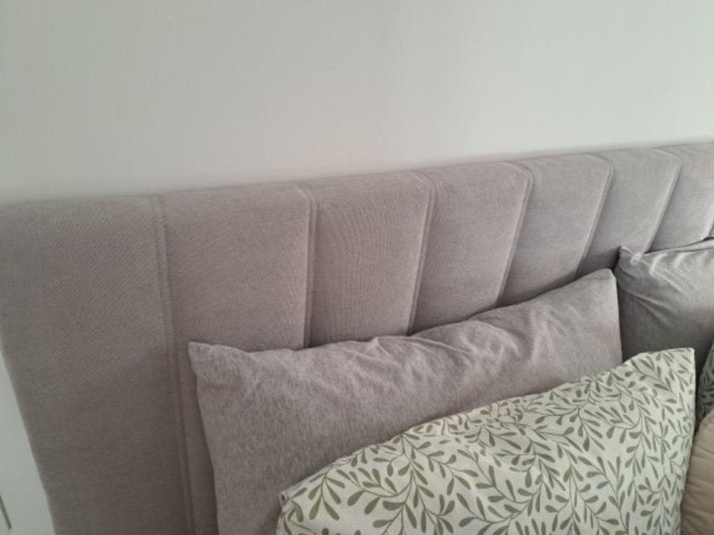 Foto de cliente de Cabecero de Cama Bursa Tela Color Gris Claro 165 cm