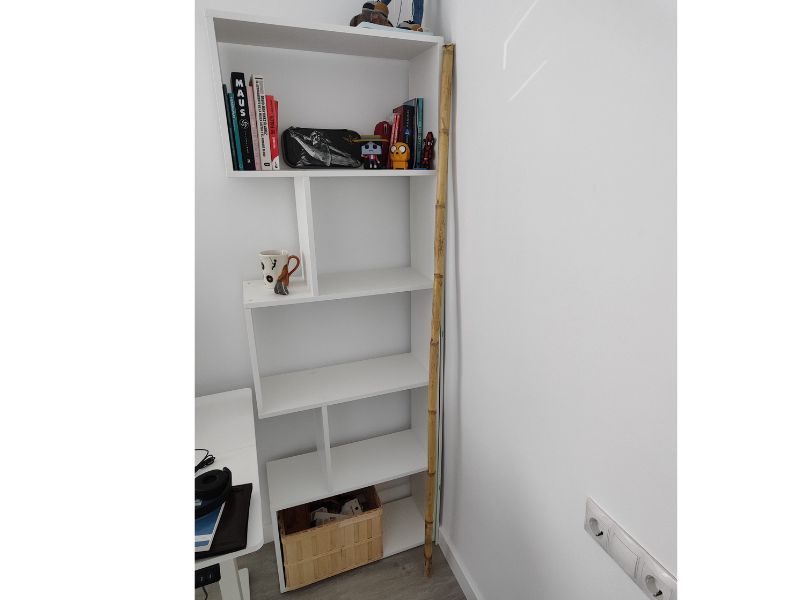 Foto de cliente de Librería Neón 5 estantes color blanco mate 181x60x25 cm