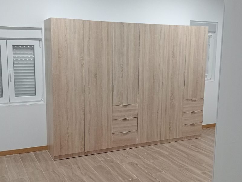 Foto de cliente de Armario roble canadian 3 puertas 3 cajones 135x200 cm