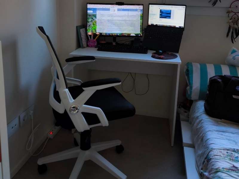 Foto de cliente de Mesa Escritorio Estudio Juvenil en Blanco Mate 90 cm