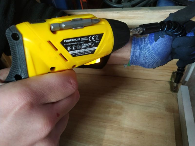 Foto de cliente de Destornillador Eléctrico Powerplus de 4 V