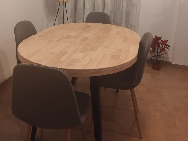 Foto de cliente de Mesa Comedor Redonda Extensible Berg Madera Color Roble Nordish y Negro 100-180x100 cm