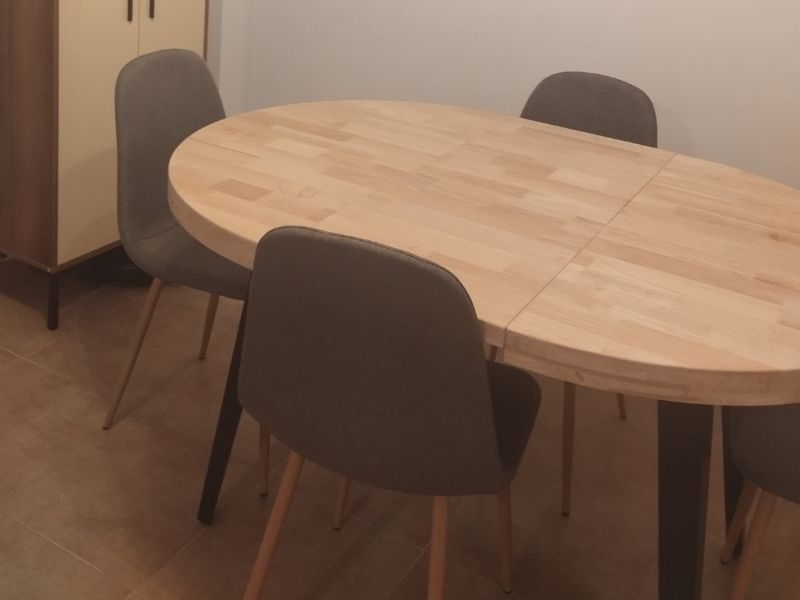 Foto de cliente de Conjunto Mesa Extensible y 4 Sillas Color Roble Nordish y Negro