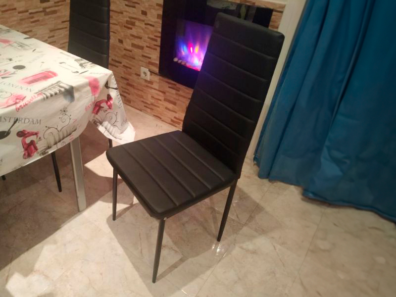 Foto de cliente de Silla de Comedor Avat Estilo Industrial Color Negro