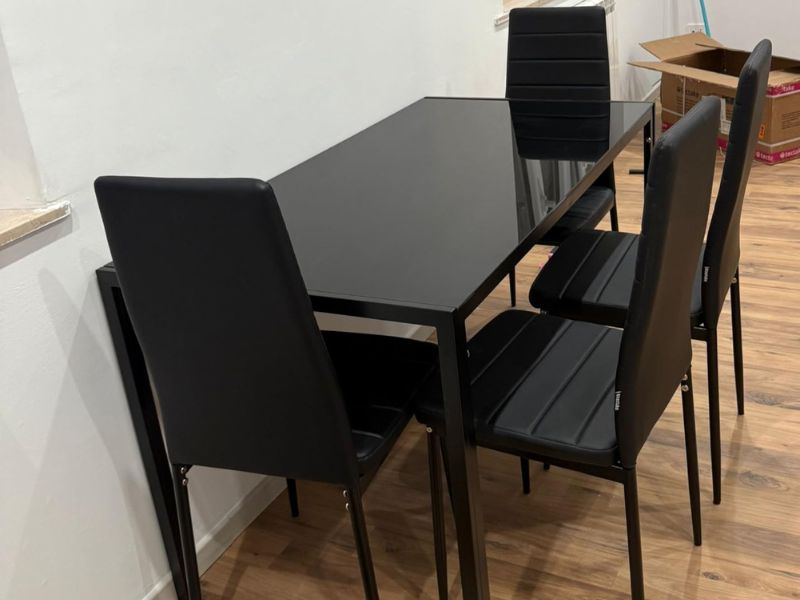 Foto de cliente de Silla de Comedor Avat Estilo Industrial Color Negro