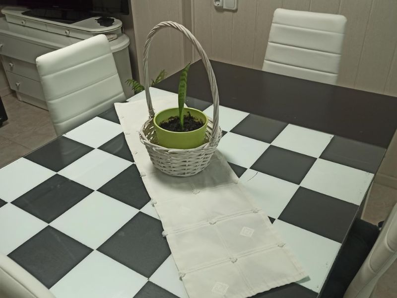 Foto de cliente de Silla de Comedor Avat Moderna en Color Blanco