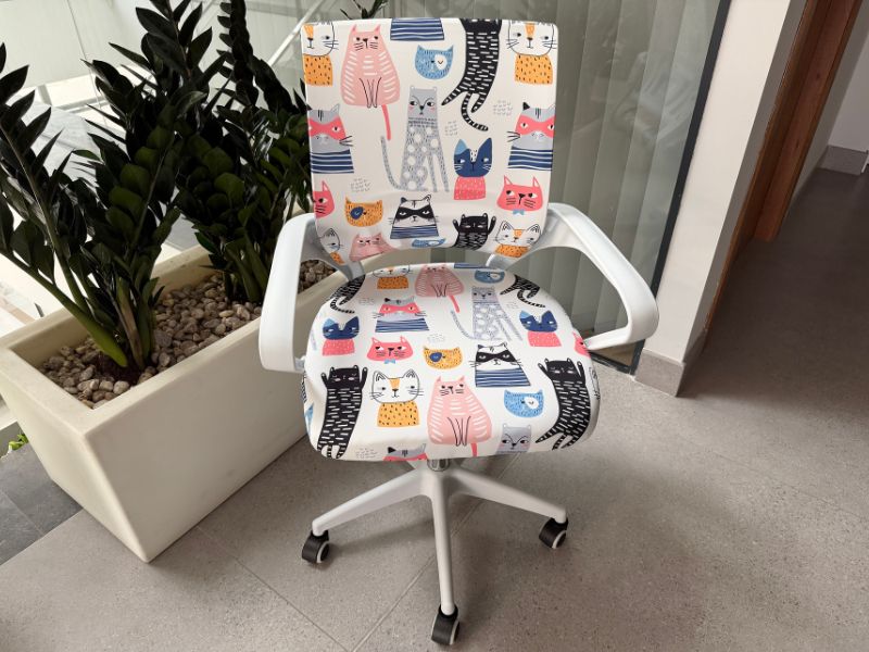 Foto de cliente de Silla Escritorio Juvenil Vita Gatito Miau Color Blanco