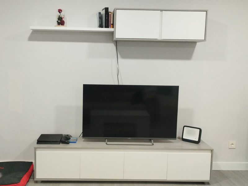 Foto de cliente de Mueble Salón Estilo Industrial Color Blanco Artik Y Gris Cemento 200 cm