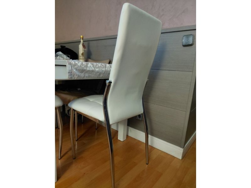 Foto de cliente de Sillas De Comedor Moderna Laci De Polipiel Y Metal Cromado Color Blanco