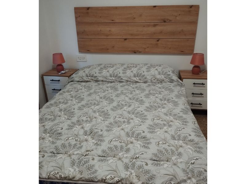 Foto de cliente de Cabecero con 2 Mesitas Lúmina en Blanco Artik y Roble Nodi 240 cm