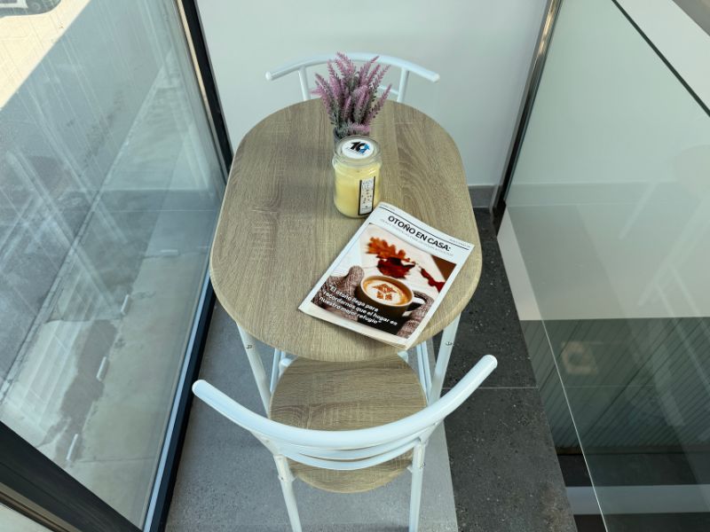 Foto de cliente de Conjunto Mesa Cocina y 2 Sillas Butterfly Fija Color Blanco y Roble Sonoma