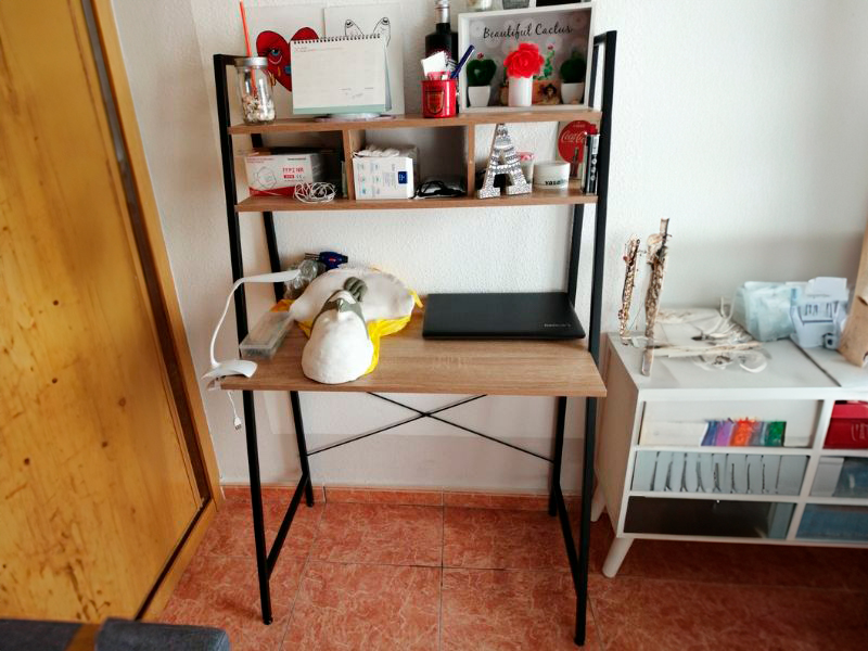 Foto de cliente de Mesa Escritorio Ordenador Simply con Estante Color Roble Cambrian y Negro 86 cm