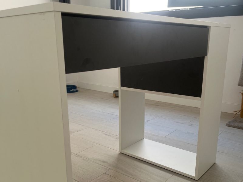 Foto de cliente de Escritorio Masster 1 cajón blanca y gris 101 cm