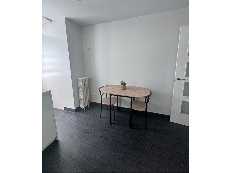 Foto de cliente de Conjunto Mesa y 2 Sillas Roble y Negro Butterfly