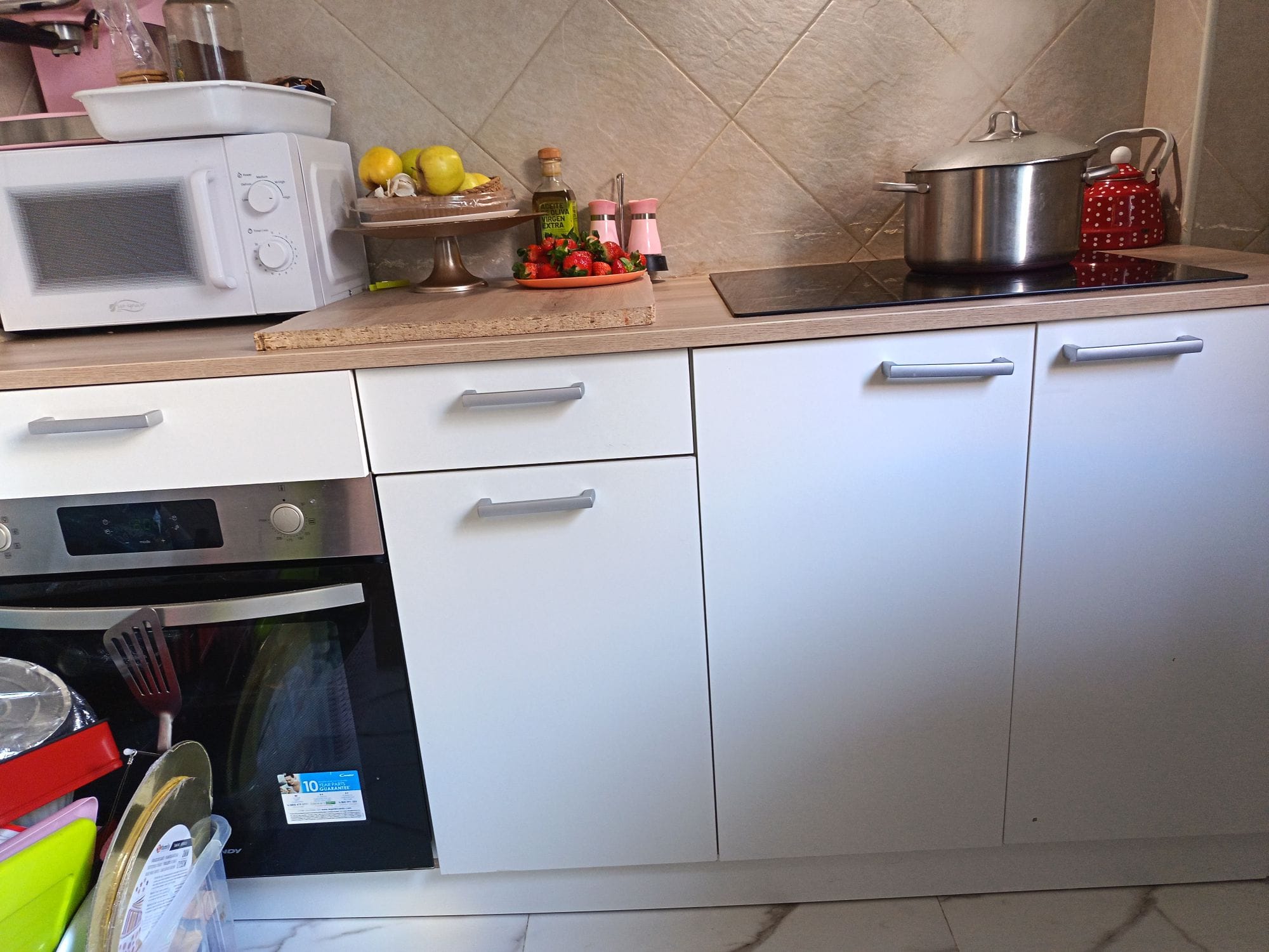 Foto de cliente de Cocina Modular Cooking en Blanco Mate y Roble 180 cm