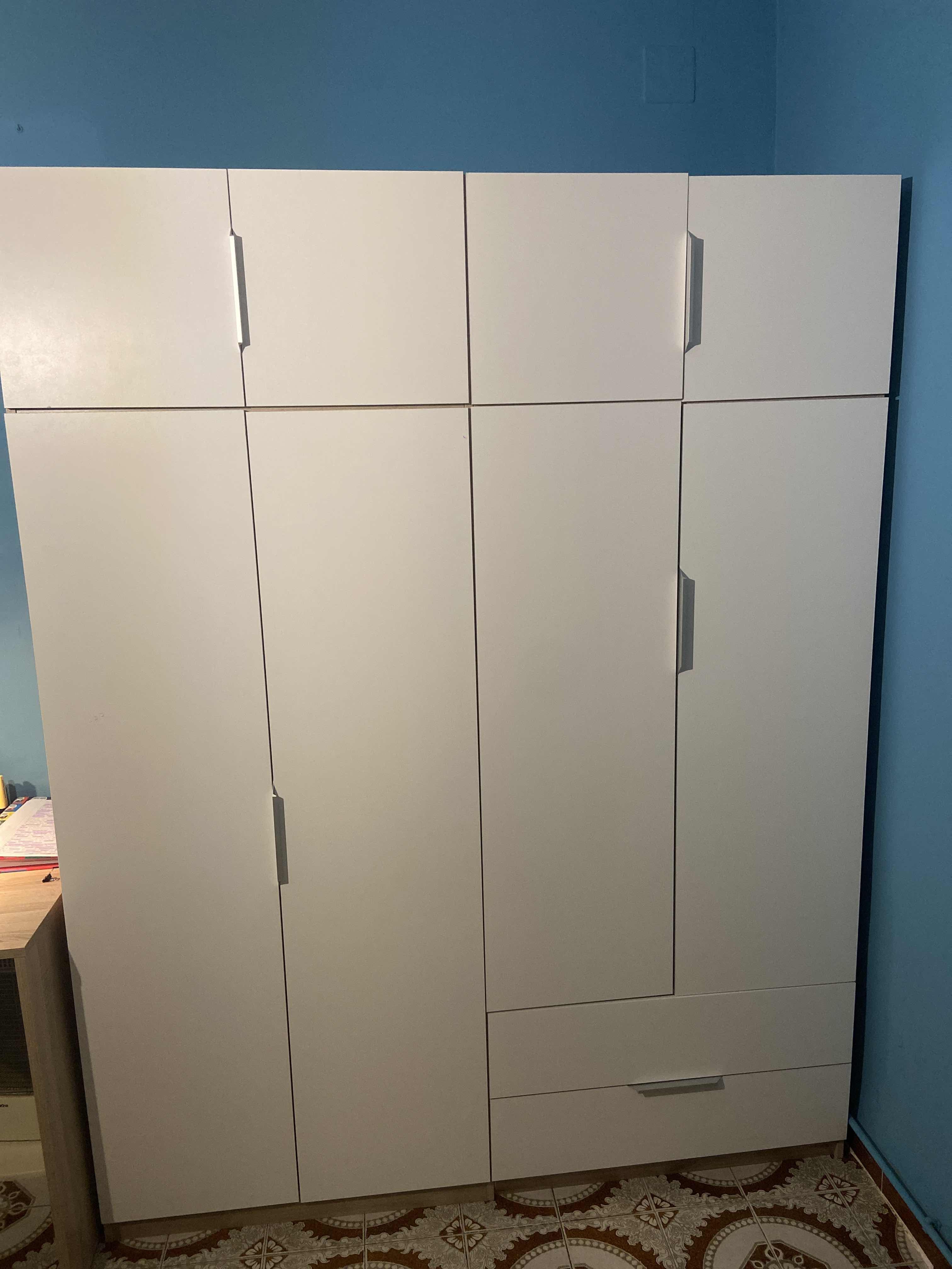 Foto de cliente de Armario Dormitorio Ghost 2 Cajones y 8 Puertas Blanco y Roble Kronberg 158x51 cm