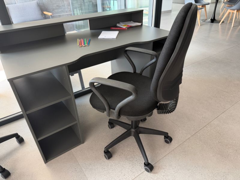 Foto de cliente de Silla Oficina Giratoria Coco Color Negro