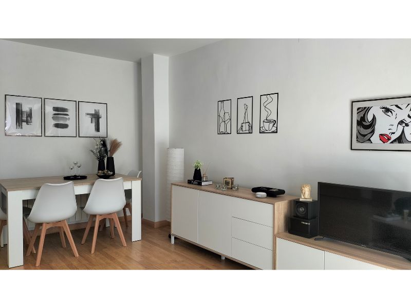 Foto de cliente de Silla Nordic blanca diseño nórdico