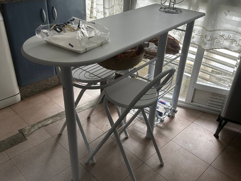 Foto de cliente de Conjunto Mesa y 2 taburetes plegables Cocina Bar Color Blanco