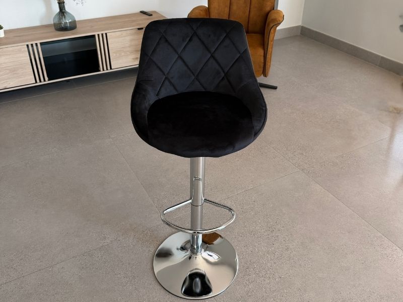 Foto de cliente de Taburetes Cocina Regulables Diamant Acolchado Velvet Negro 85-105 cm