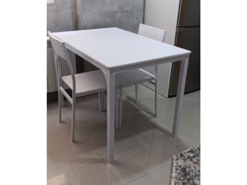 Foto de cliente de Conjunto Mesa Cocina con 4 Sillas Color Blanco Brillo