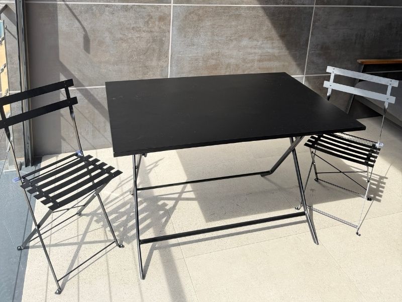 Foto de cliente de Pack Mesa con 4 Sillas Jardín Greensboro Plegables Color Negro