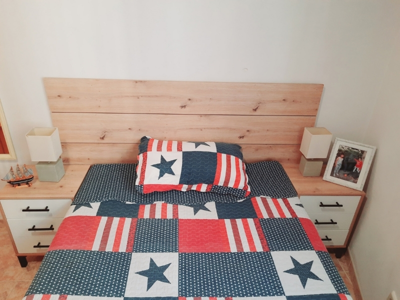 Foto de cliente de Cabecero con 2 Mesitas Lúmina en Blanco Artik y Roble Nodi 240 cm