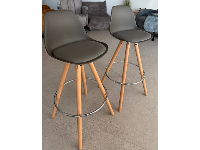 Foto de cliente de Taburetes Cocina Nórdica Bistro Gris y Roble 100 cm